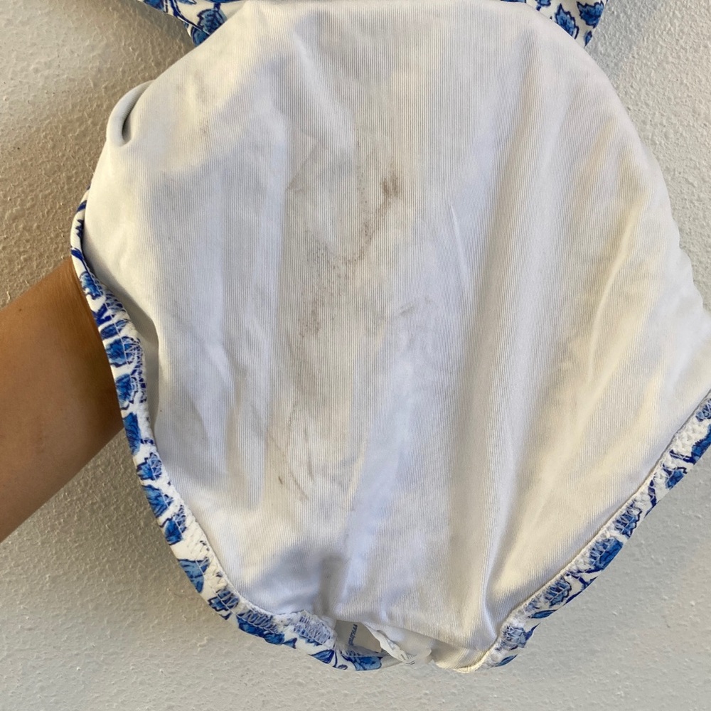 J.Crew Ruched plunge one-piece in bandana block print Blue and White Size 2 - Picture 6 of 9
